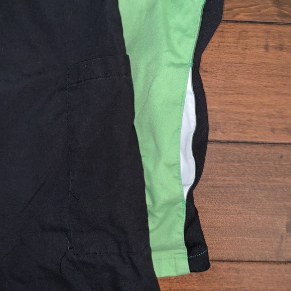 Scrub Set - Picture 3 of 4